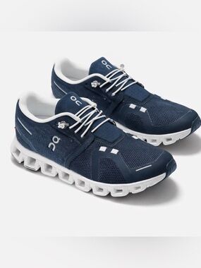 Women's On Cloud Cloudtec Running Shoes Size 10.5 navy Blue